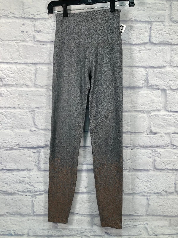 Athletic Leggings By Beyond Yoga In Grey, Size: S Bold Men's Statement