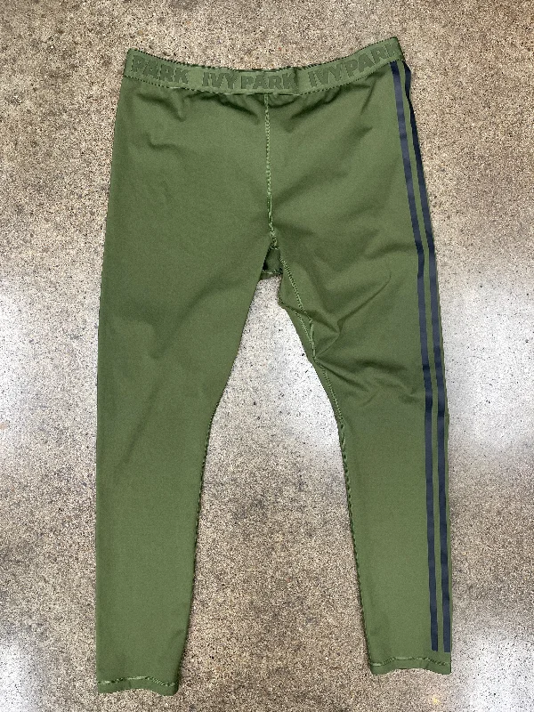 Athletic Leggings By Ivy Park In Green, Size:2X Cclassic Men's Tweed